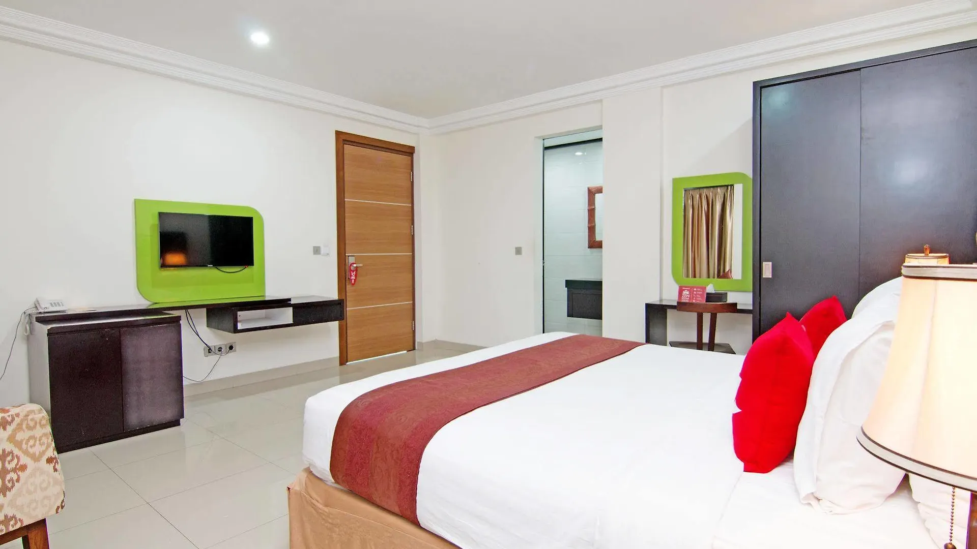 Otel Zen Rooms Shri Laksmi Seminyak