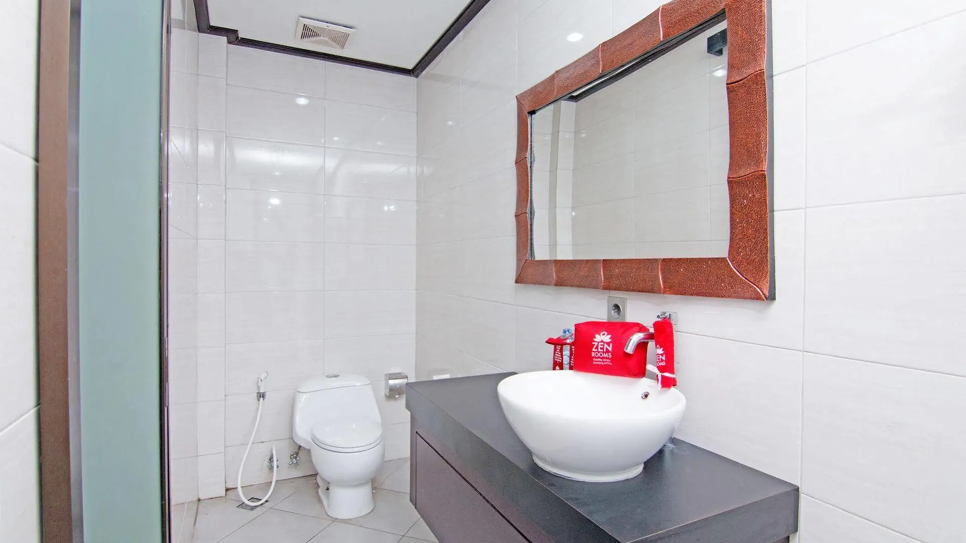 Hotel Zen Rooms Shri Laksmi Seminyak